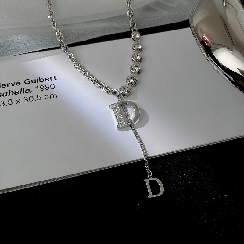 Design Sense Micro Setting Zircon D Letter Pendant Long Necklace Winter Sweater Chain Fashion Jewelry For Woman Girls Party Gift Streetsharks