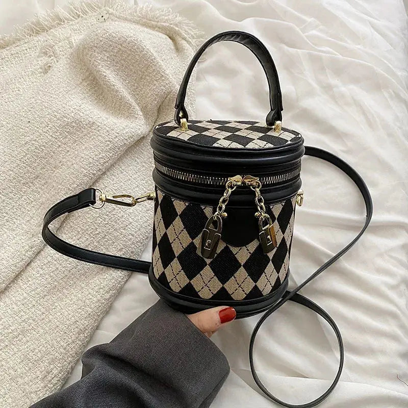 Women's Bag for Women Fashion Luxury Designer Zipper Small Handbags For Women Leather Bucket Shoulder Bag 2023 New Trend Pendant Streetsharks