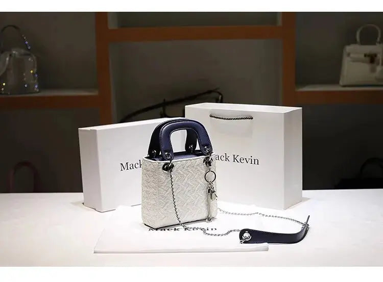 2024 New Fashion and Popular Handheld Square Bag with Contrast Color Women's Beautiful and Luxury Shoulder Bag with Decoration Streetsharks