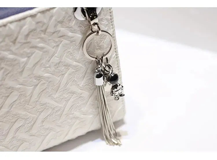 2024 New Fashion and Popular Handheld Square Bag with Contrast Color Women's Beautiful and Luxury Shoulder Bag with Decoration Streetsharks