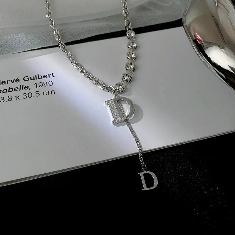 2024 New Luxury Zircon Letter D Pendant Necklace for Women Girls Sparkling Rhinestone Tassel Sweater Chain Necklace Jewelry Gift Streetsharks