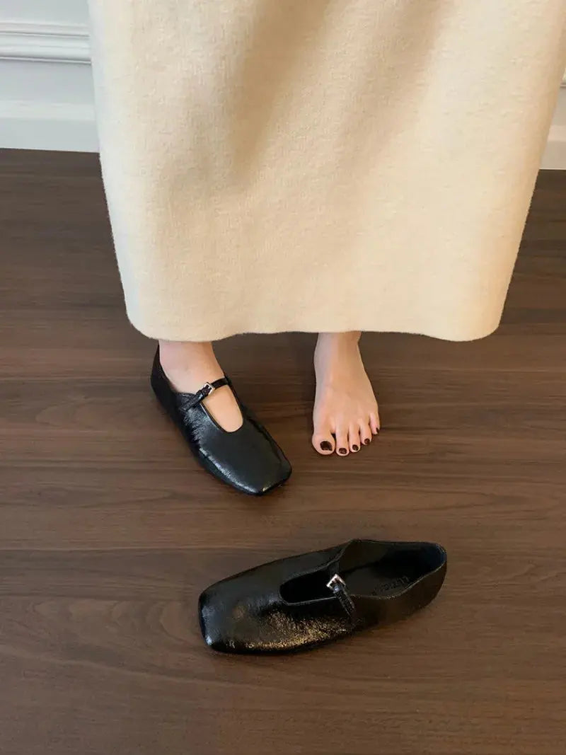 2025 Lightweight Summer French Retro Genuine Leather Shoes Minimalist Elegant Square Toe Flat Shoes Loafers Shoes Women luxecrown.co.uk