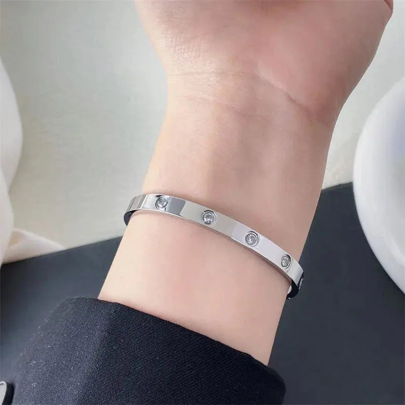 2025 New Design Gold Color Zircon And Cross Nut Nail Bracelet Gold & Bangle For Woman Stainless Steel Screw Brand Jewelry Streetsharks