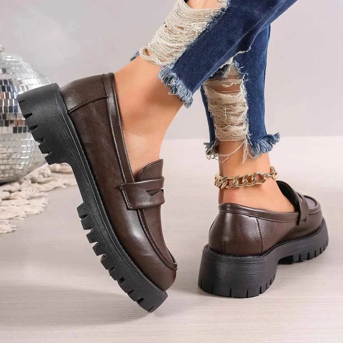 Casual Platform Loafers Woman 2024 British Style Black Brown PU Leather Shoes for Women Comfort Slip On Flats Plus Size