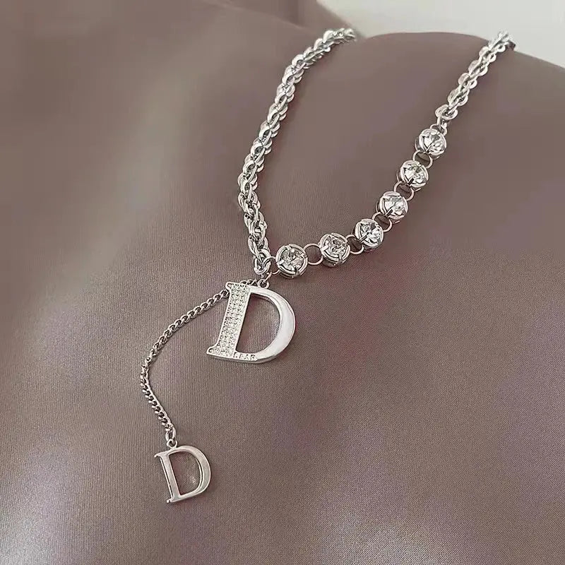 Design Sense Micro Setting Zircon D Letter Pendant Long Necklace Winter Sweater Chain Fashion Jewelry For Woman Girls Party Gift Streetsharks