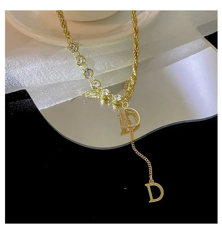 Design Sense Micro Setting Zircon D Letter Pendant Long Necklace Winter Sweater Chain Fashion Jewelry For Woman Girls Party Gift Streetsharks