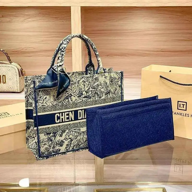 Hong Kong Embroidery Portable Tote Bag New Spring and Summer Large Capacity Premium Commuter Bag
