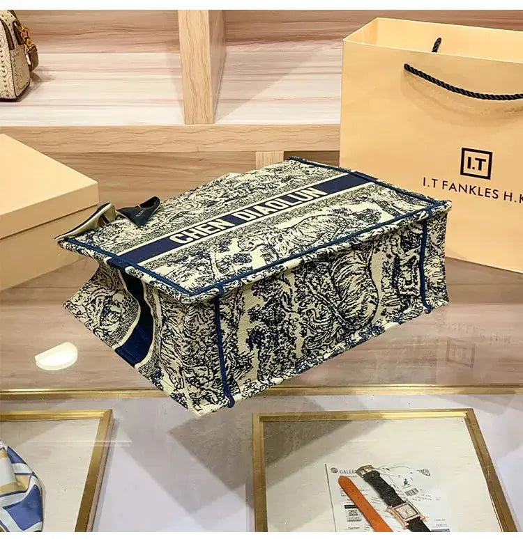 Hong Kong Embroidery Portable Tote Bag New Spring and Summer Large Capacity Premium Commuter Bag luxecrown.co.uk