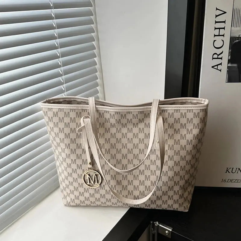 Letter Print Fashion Shoulder Bag Versatile Large Capacity Handbag Luxury Brand Bag Clutch Bag Retro Trend Commuter Tote Bag luxecrown.co.uk