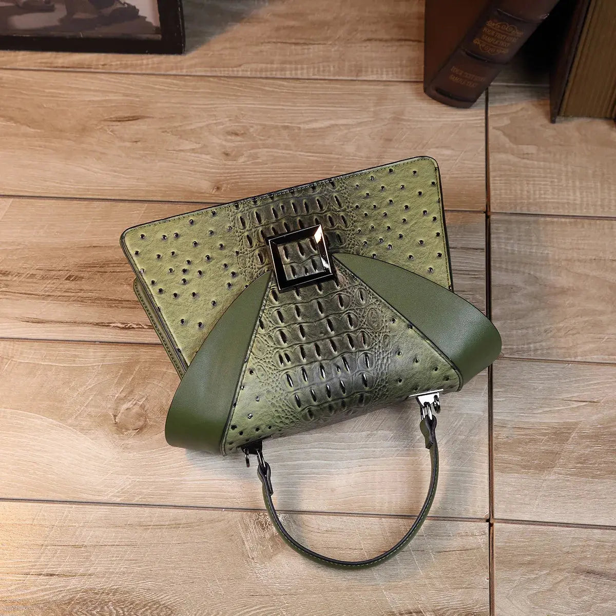 Luxury Designer Brand New Cowhide High Quality Crocodile Print Handbag Women's Fashion Single Shoulder Crossbody Bag Hot Sale luxecrown.co.uk