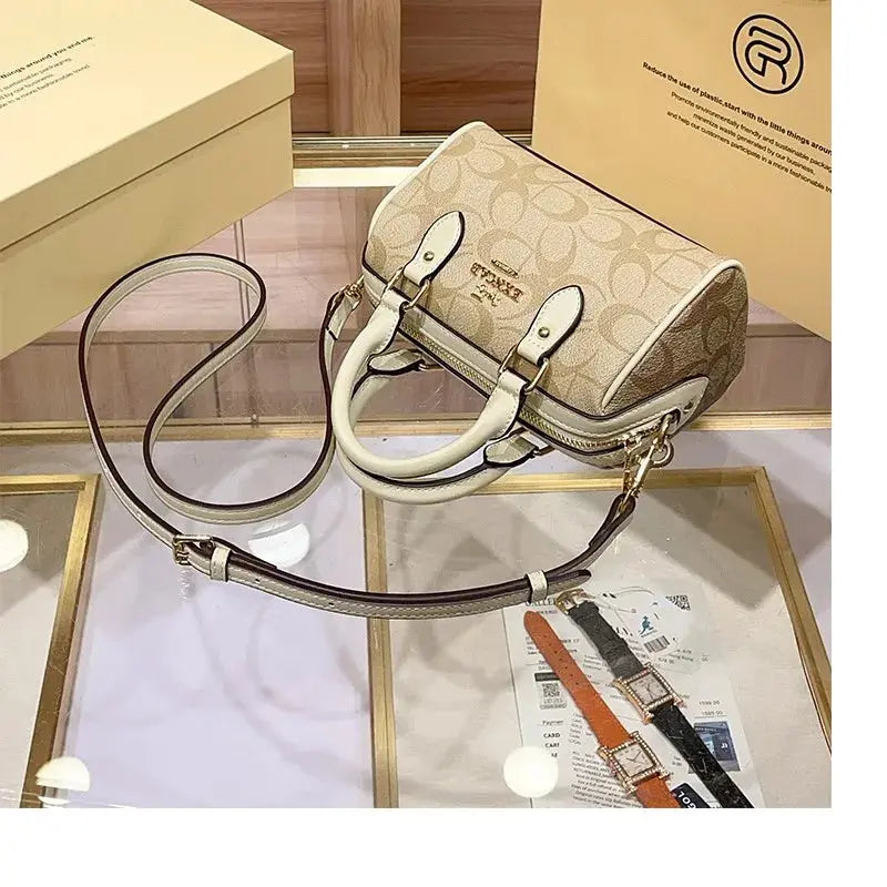 Luxury women's handbag, shoulder bag, high-end sense, crossbody bag, 2025 new autumn and winter fashion versatile pillow bag luxecrown.co.uk
