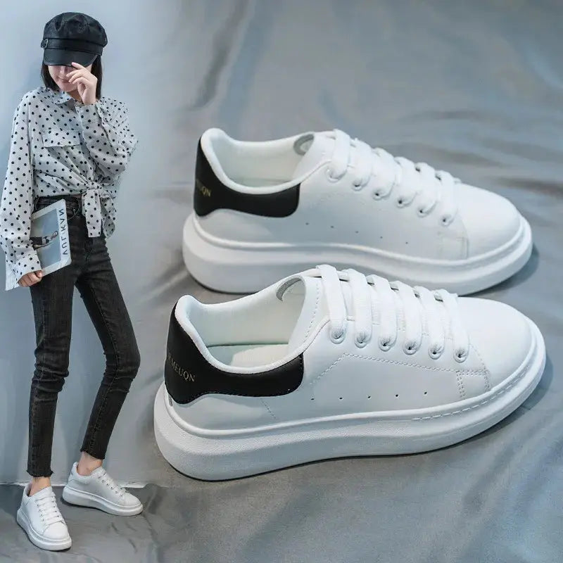 McQueen women's new popular white shoes, versatile and super fiber breathable thick sole, height increasing McQueen sponge cake Streetsharks