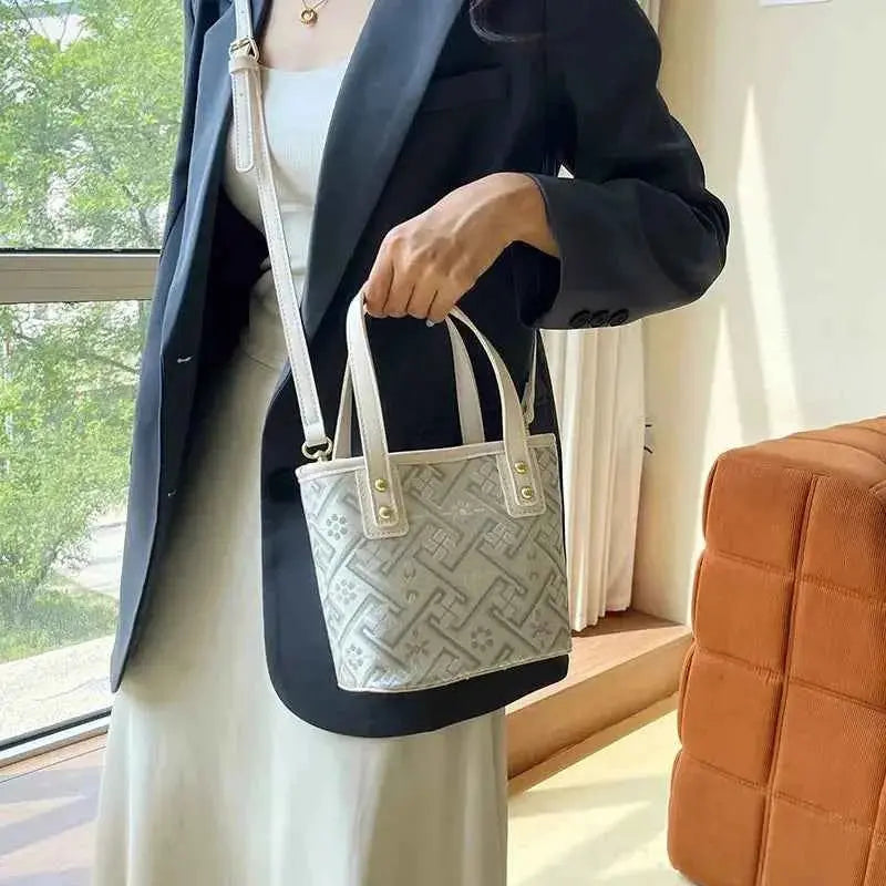 New Ethnic Style Wanji Pattern Bucket Bag Casual Crossbody Lightweight Luxury Urban Simple PU Leather Fashion Handbag