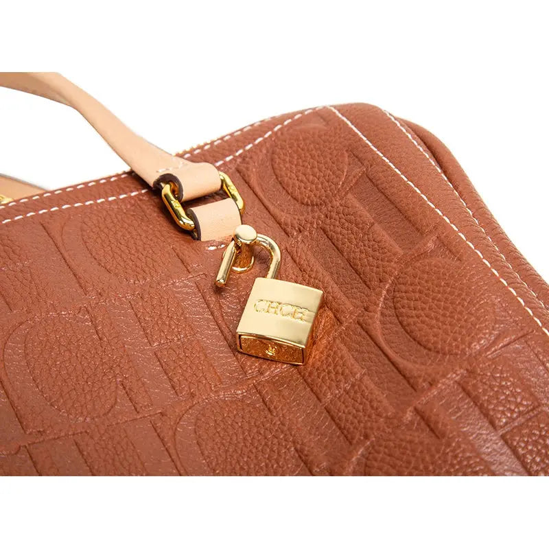 New Large Capacity Women's Handbag Unique and Exquisite Letter Printing Lock Buckle Accessories Solid Color Simplicity Streetsharks