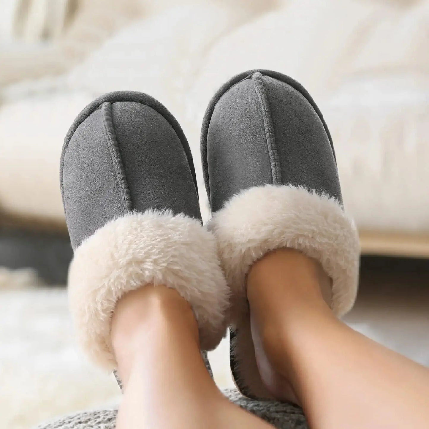 New Winter Fuzzy Women Slippers Indoor Soft House Shoes Fashion Brand Fluffy Suede Women Shoes Outdoor Antiskid Flat Slippers Streetsharks