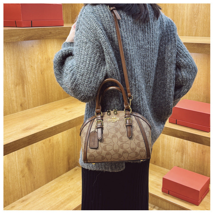 Fashion Women's Shell Bag Luxury Retro Clutch Tote Premium Printed Leather Crossbody Bag for Women Elegant Shell-Shaped Handbag luxecrown.co.uk