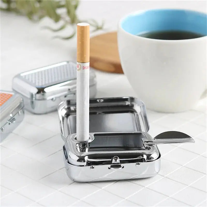 Outdoor Mini Portable Metal Cigarette Ashtray Fashion Ashtray Wiht Lockable Lid Desktop Ash Case Pocket Ashtray Gift For Man Streetsharks