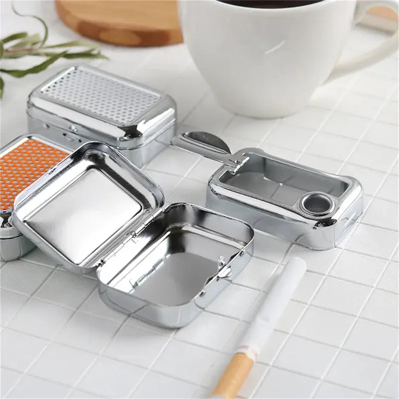 Outdoor Mini Portable Metal Cigarette Ashtray Fashion Ashtray Wiht Lockable Lid Desktop Ash Case Pocket Ashtray Gift For Man Streetsharks