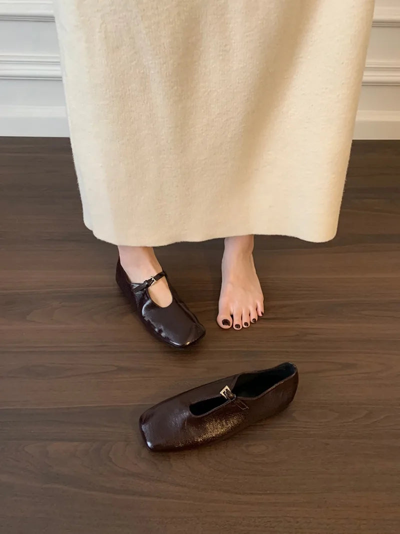 2025 Lightweight Summer French Retro Genuine Leather Shoes Minimalist Elegant Square Toe Flat Shoes Loafers Shoes Women luxecrown.co.uk