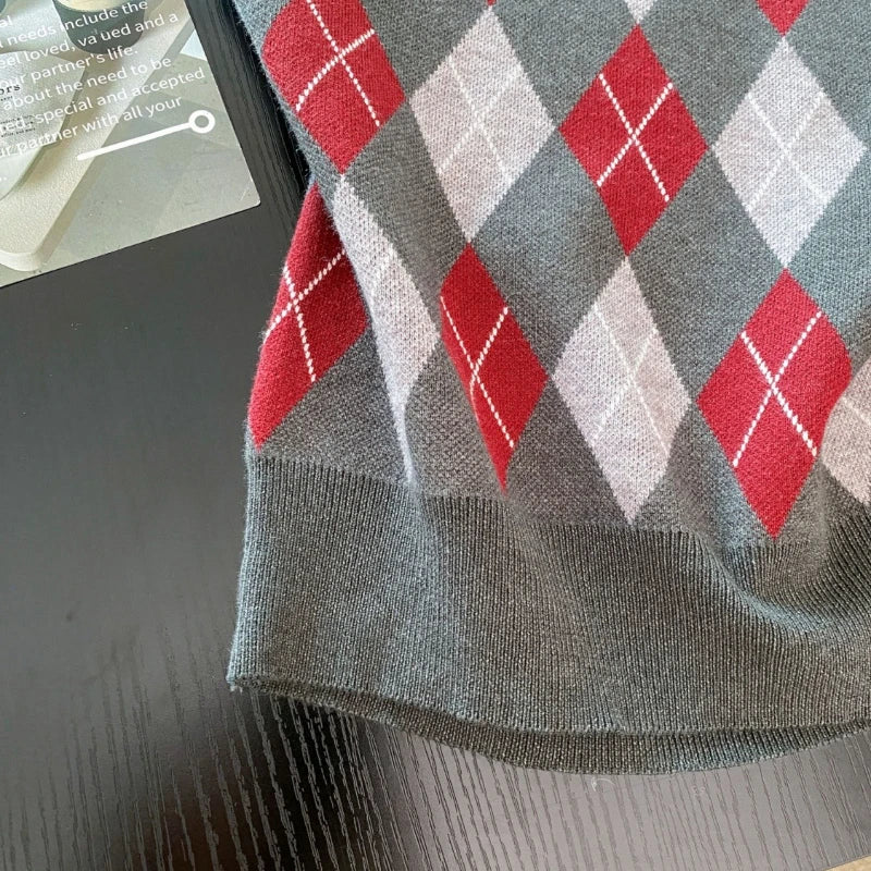 Women's Vintage Plaid Sweater Vest Ulzzang Style Knitted Preppy Soft Crew Neck Loose Top Fit Streetwear Camisole for Girls