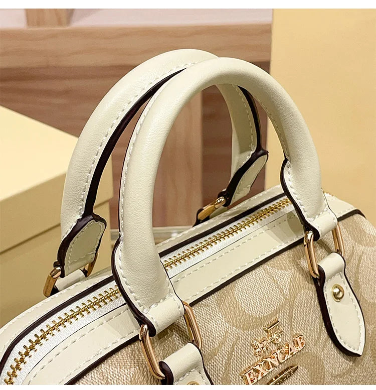 Luxury women's handbag, shoulder bag, high-end sense, crossbody bag, 2025 new autumn and winter fashion versatile pillow bag luxecrown.co.uk