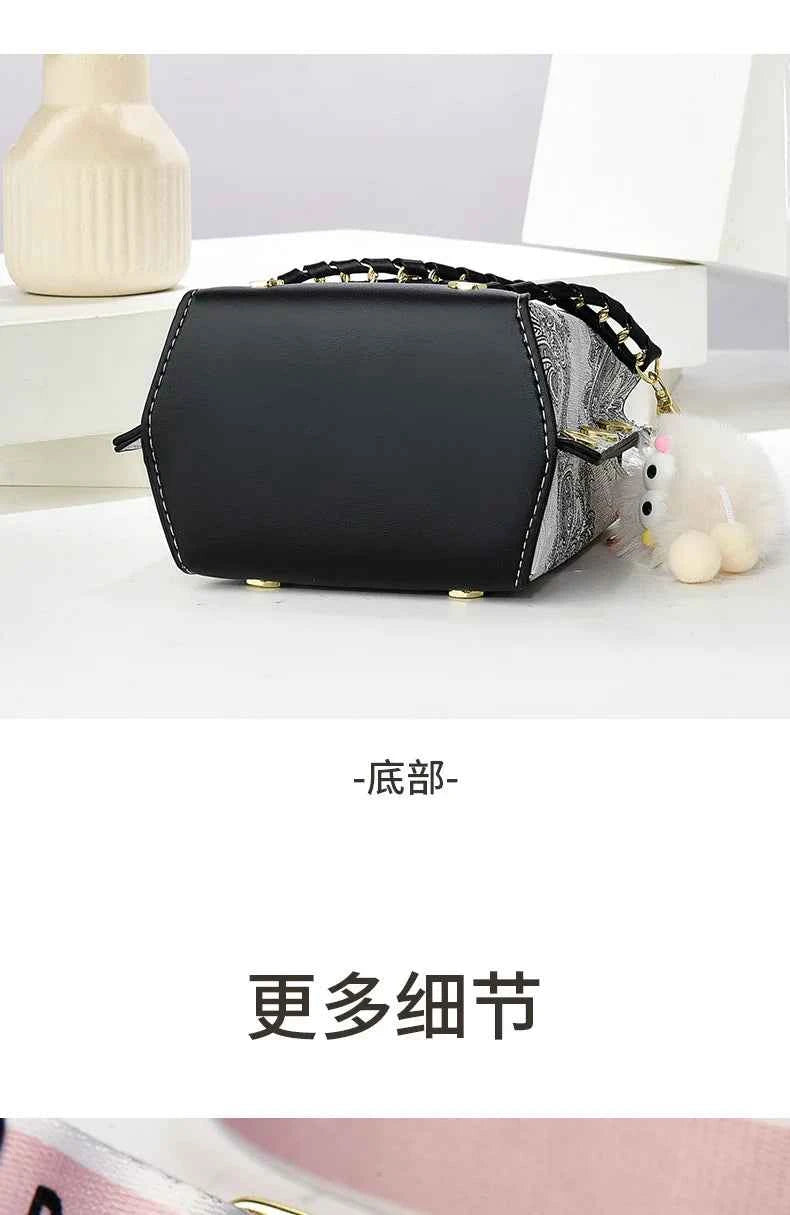 Fashionable New Women'S Mobile Phone Bag High-Quality Casual Shoulder Crossbody Bag Hot Selling Niche Designer Small Square Bag