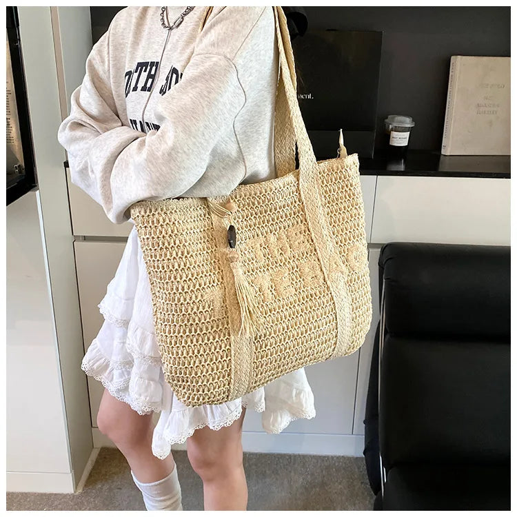 French Style Large Capacity Woven Straw Woven Bag for Women New Beach Vacation Shoulder Bag Casual Commuting Tote Bag Purse luxecrown.co.uk