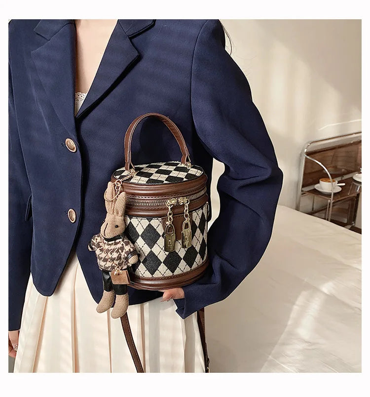 Women's Bag for Women Fashion Luxury Designer Zipper Small Handbags For Women Leather Bucket Shoulder Bag 2023 New Trend Pendant Streetsharks