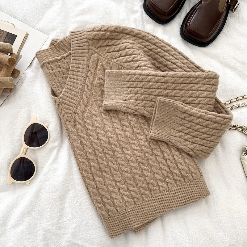 2026 New Autumn Winter Women V-neck Long Sleeve Knitted Sweaters Twist Striped Loose Solid Color Short Pullover Tops