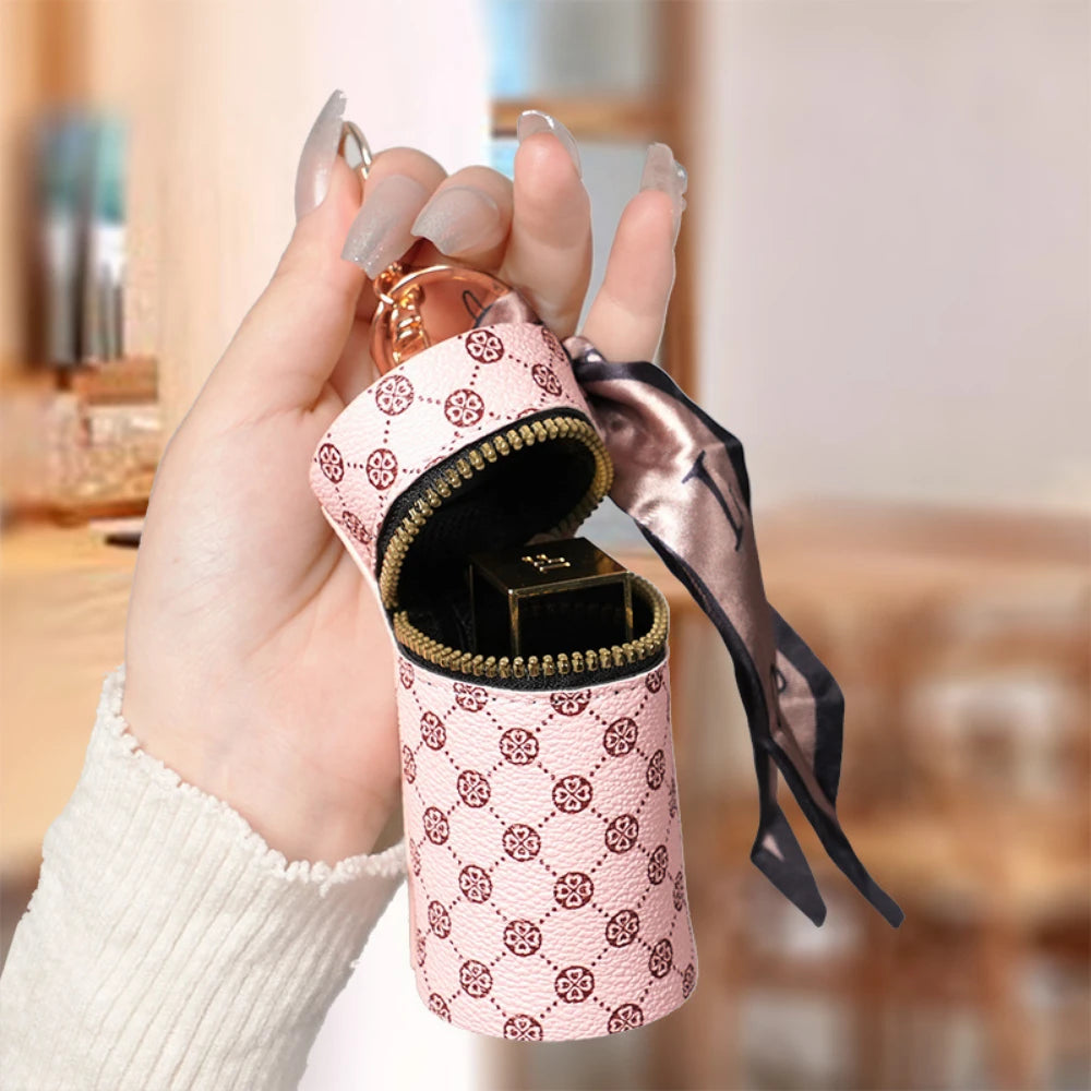 High-end luxury coin purse pendants, earphone cases, lipstick mini keychain bags, retro bucket mouth red envelopes, and simple p luxecrown.co.uk