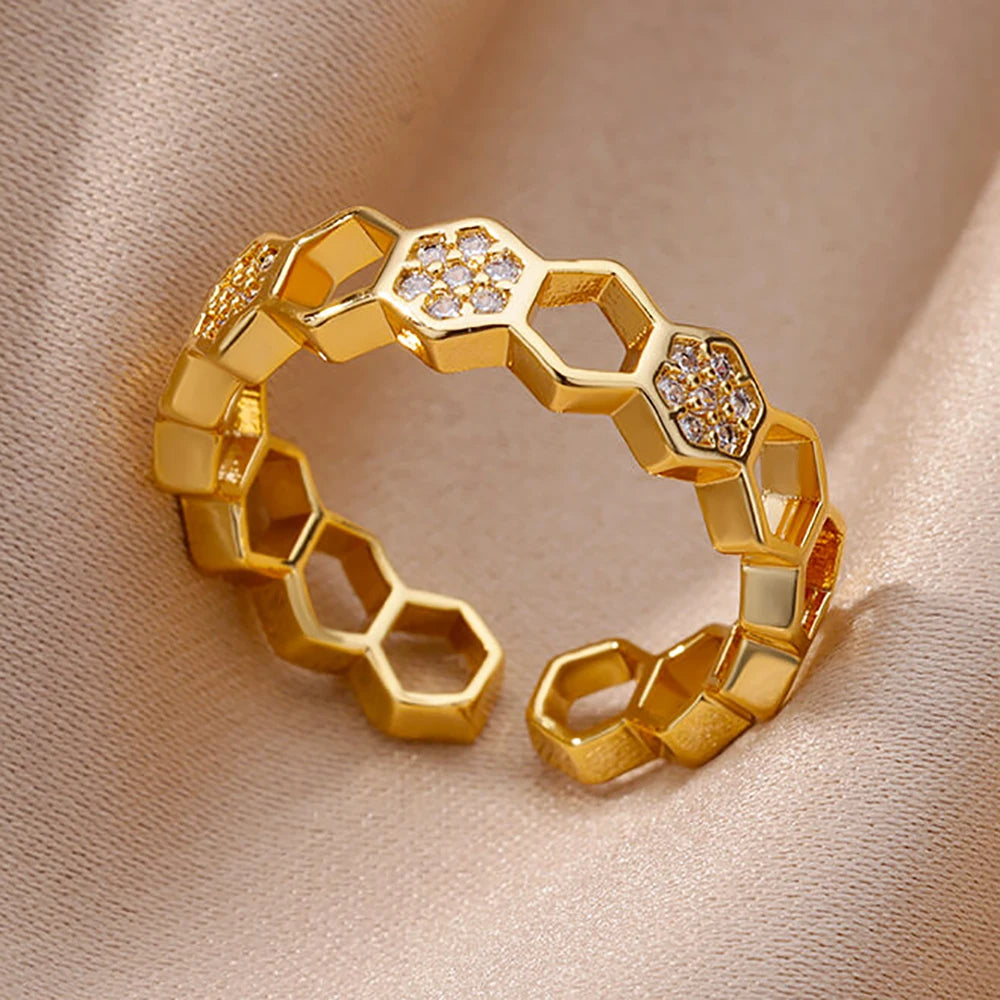 Fashion Gold Color Stainless Steel Rings For Women Chain Hollow Out Crystal Zircon Finger Ring Jewelry 2023 Gift anillos mujer Streetsharks