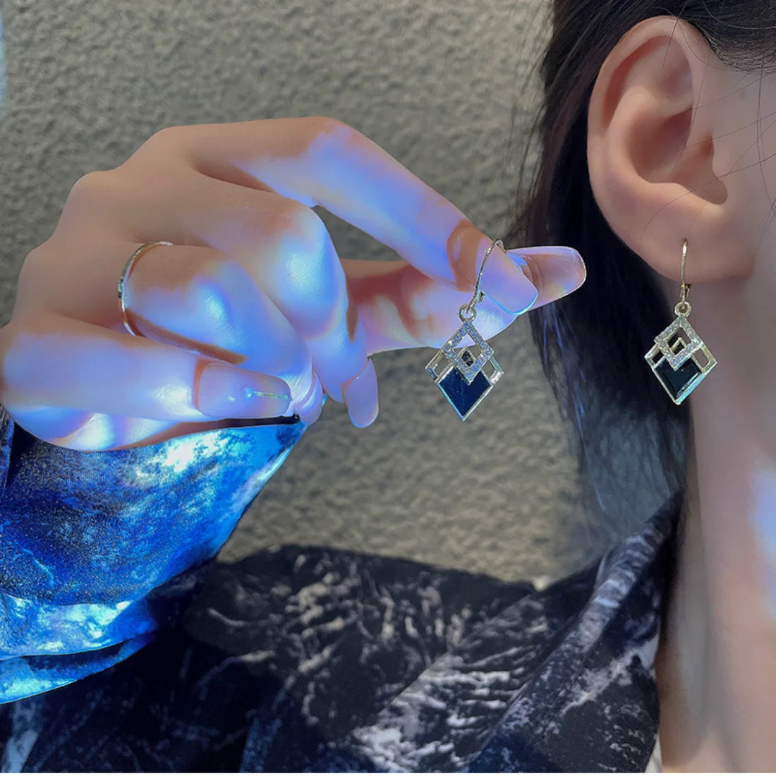 2024 Trending Black Rhinestone Statement Earrings for Women  Korean Gold Color Buckle Pendants Hanging Designer Earrings Jewelry Streetsharks