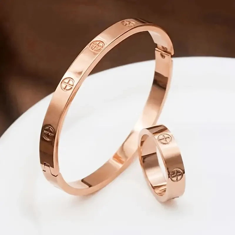 Stainless Steel Luxury Fashion Jewelry Set Golden Women Bangle Bracelet Love Cross Finger Rings For Men Women Jewelry Set Gift Streetsharks