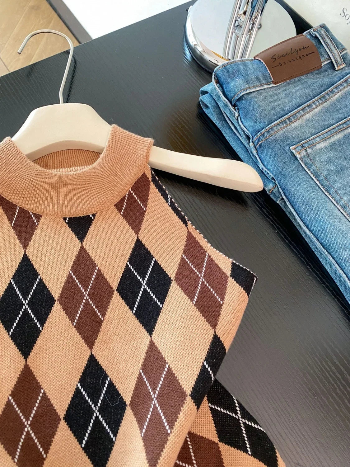 Women's Vintage Plaid Sweater Vest Ulzzang Style Knitted Preppy Soft Crew Neck Loose Top Fit Streetwear Camisole for Girls