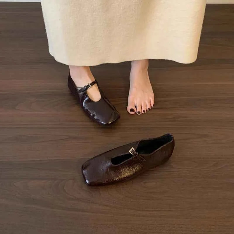 2025 Lightweight Summer French Retro Genuine Leather Shoes Minimalist Elegant Square Toe Flat Shoes Loafers Shoes Women luxecrown.co.uk