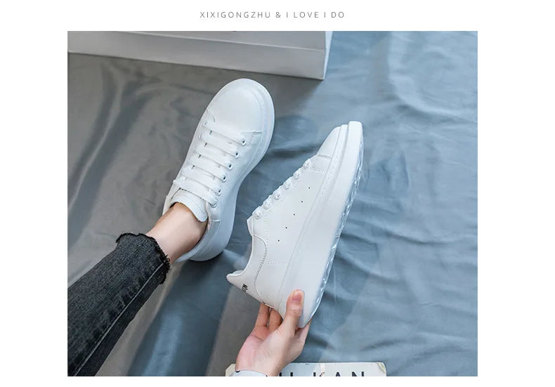 McQueen women's new popular white shoes, versatile and super fiber breathable thick sole, height increasing McQueen sponge cake Streetsharks