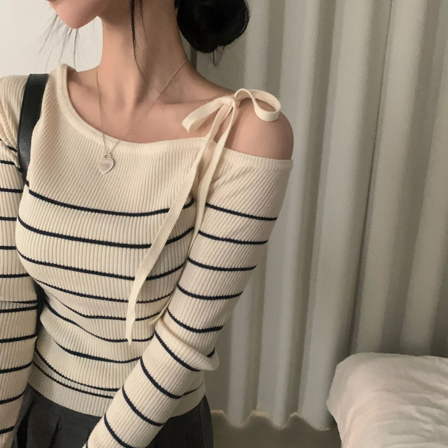 2026 New Women's Elegant Off-Shoulder Sweater T-Shirt Black White Striped with Adjustable Lace-Up Fall Winter Casual Chic Top