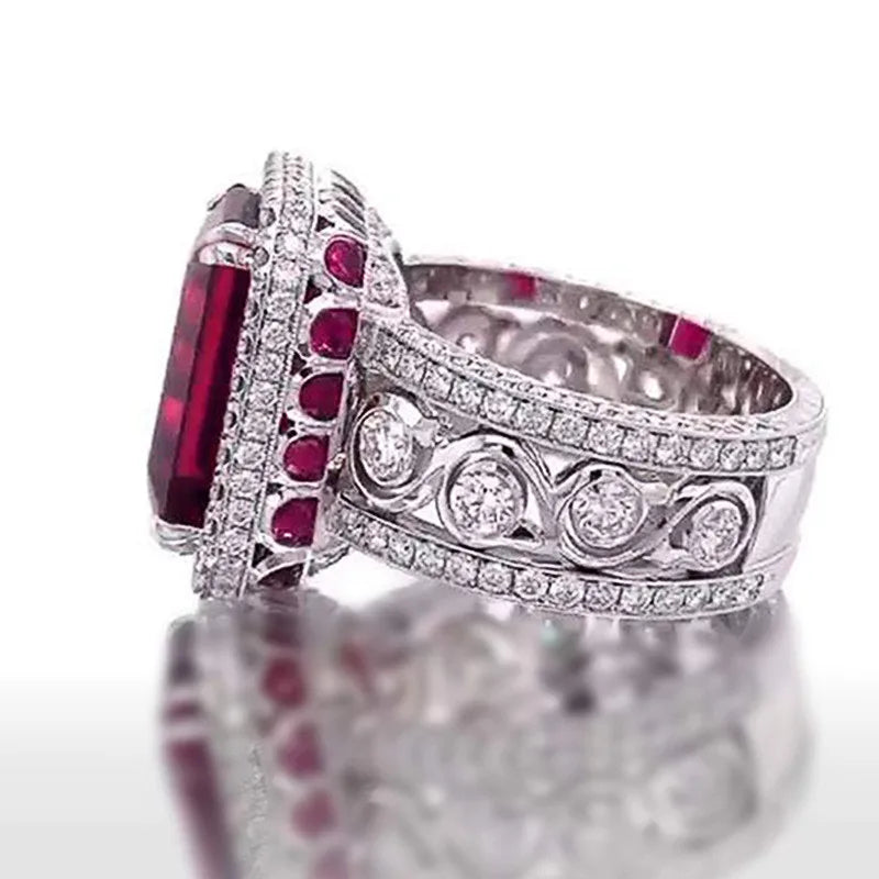 Luxury Lady 925 Sterling Silver Finger Ring Shiny Red CZ Gorgeous Party Accessories Trendy High-quality Wedding Band Jewelry Streetsharks