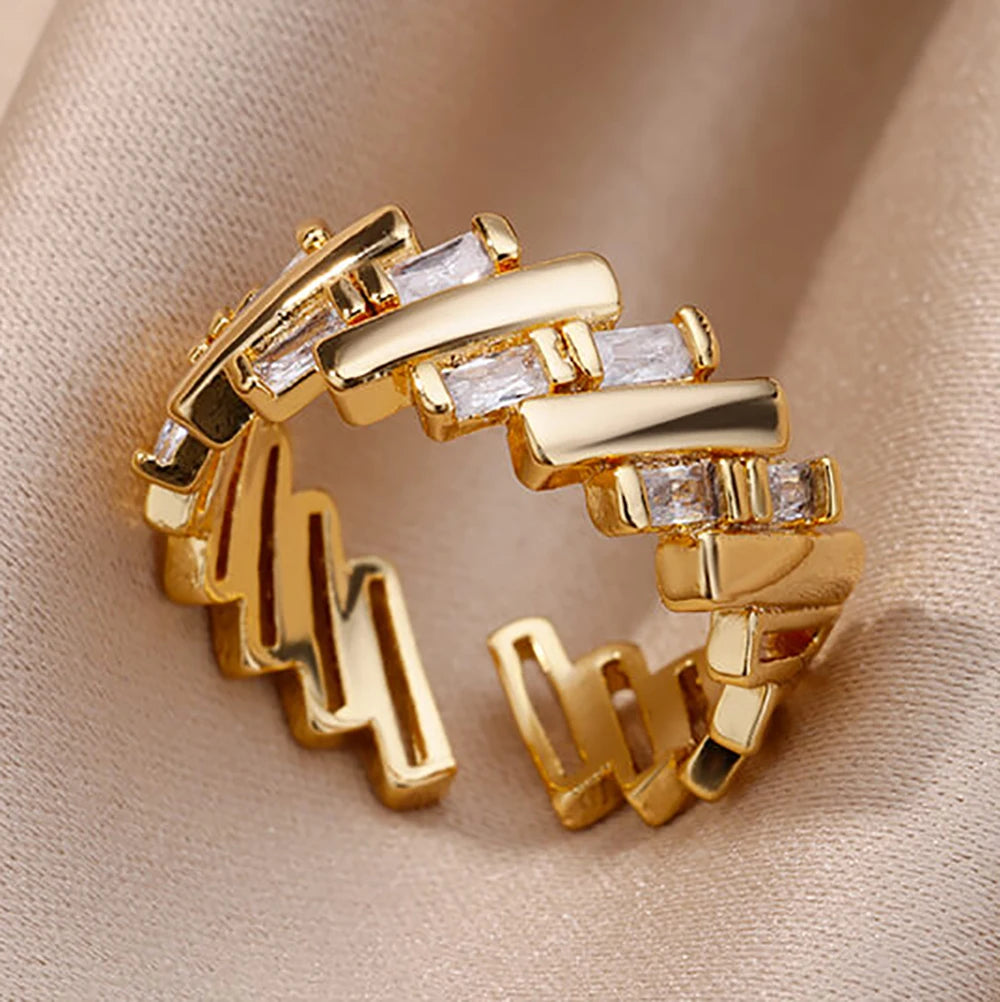 Fashion Gold Color Stainless Steel Rings For Women Chain Hollow Out Crystal Zircon Finger Ring Jewelry 2023 Gift anillos mujer Streetsharks