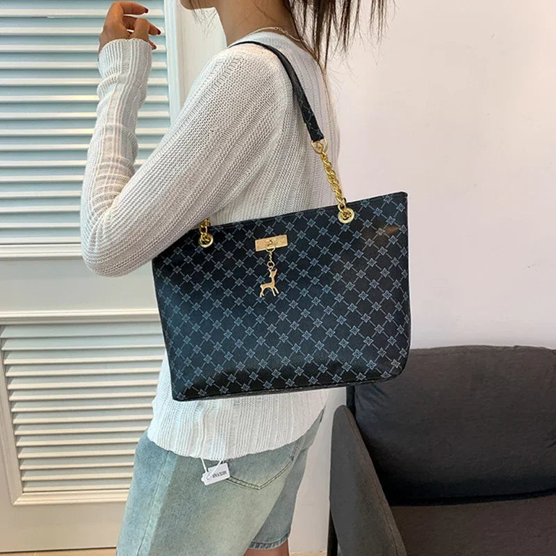 Women Luxury Design New Presbyopic Handbag Large Capacity Handbag Fashion Printing Shoulder Bag Trendy Shopping Bag with pendant luxecrown.co.uk