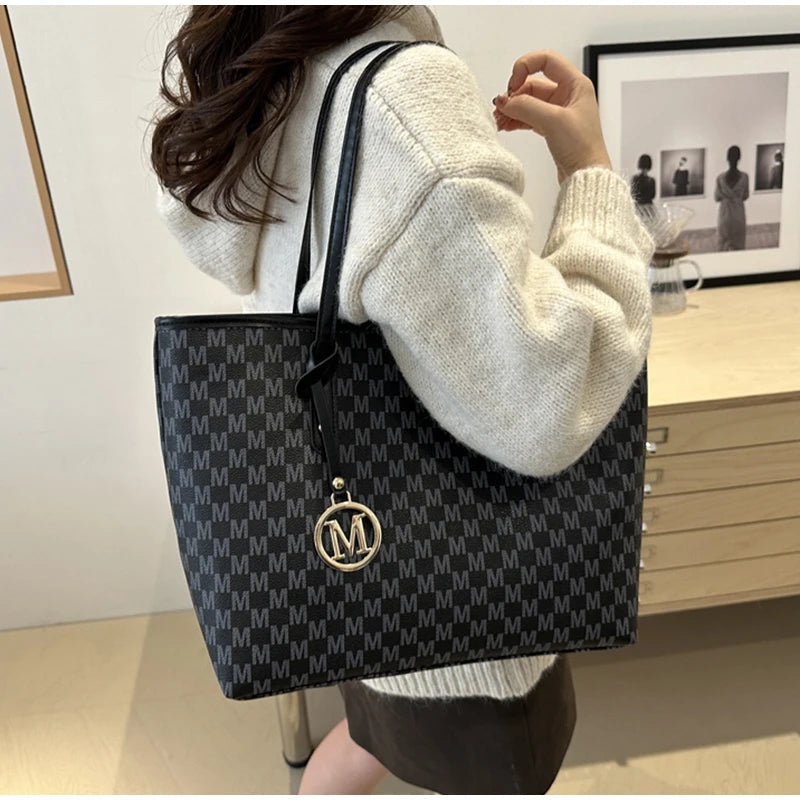 Letter Print Fashion Shoulder Bag Versatile Large Capacity Handbag Luxury Brand Bag Clutch Bag Retro Trend Commuter Tote Bag luxecrown.co.uk