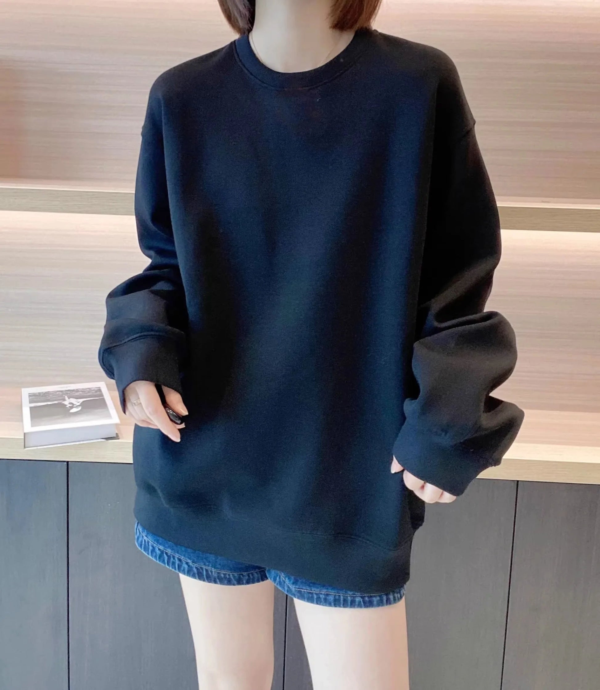 Luxury Brand Tiger Print Spring Autumn and Winter Fashion Loose Round Neck Pullover Sweater Women's Velvet Thicker Streetsharks