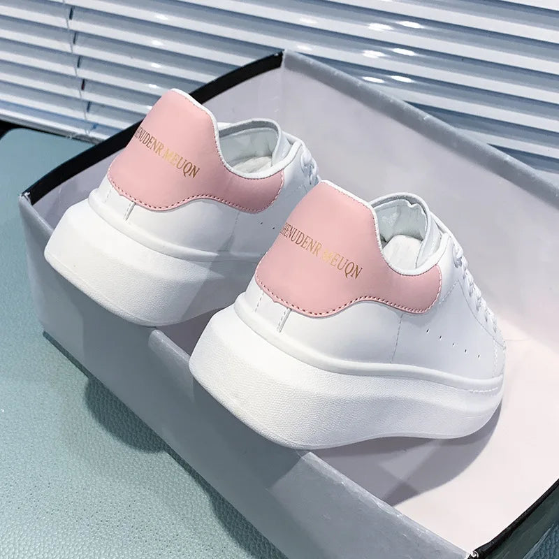 McQueen women's new popular white shoes, versatile and super fiber breathable thick sole, height increasing McQueen sponge cake Streetsharks