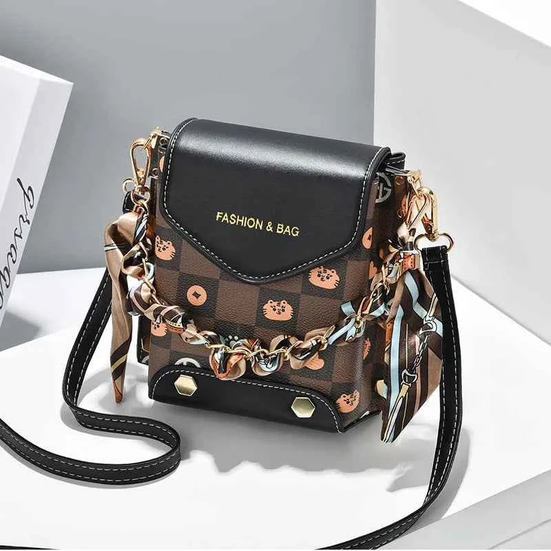 Wear-resistant PU leather mini single-shoulder bag for women, flip cover cartoon square graffiti crossbody bag