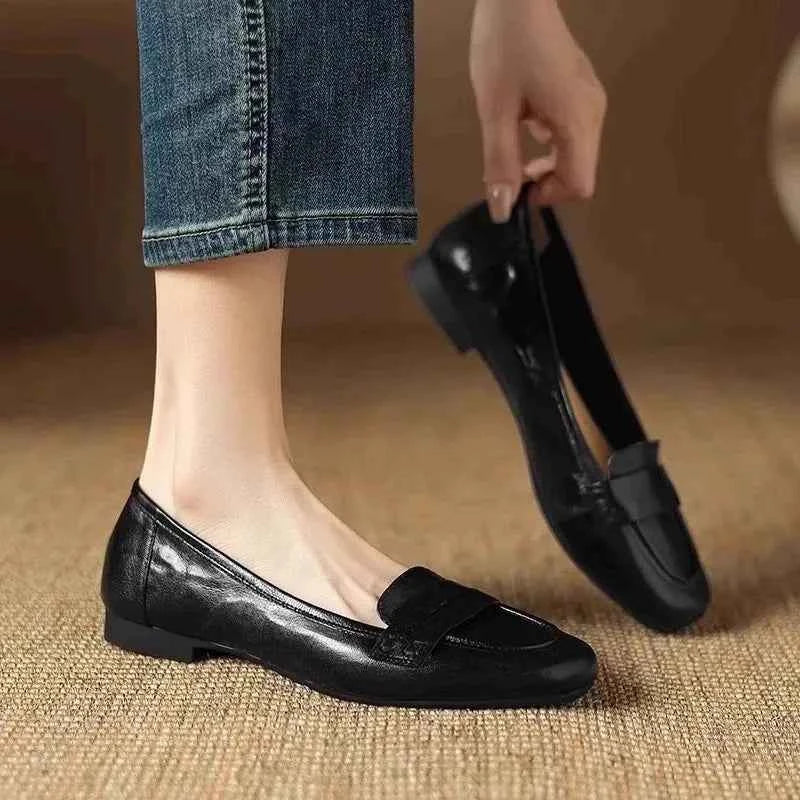 Woman Soft Leather Flat Bottom Single Shoes Women's Low Heel Flats Slip-On Casual Style Home Party Wear round Toe Bean Loafers luxecrown.co.uk
