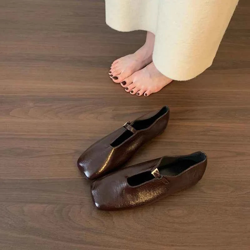 2025 Lightweight Summer French Retro Genuine Leather Shoes Minimalist Elegant Square Toe Flat Shoes Loafers Shoes Women luxecrown.co.uk