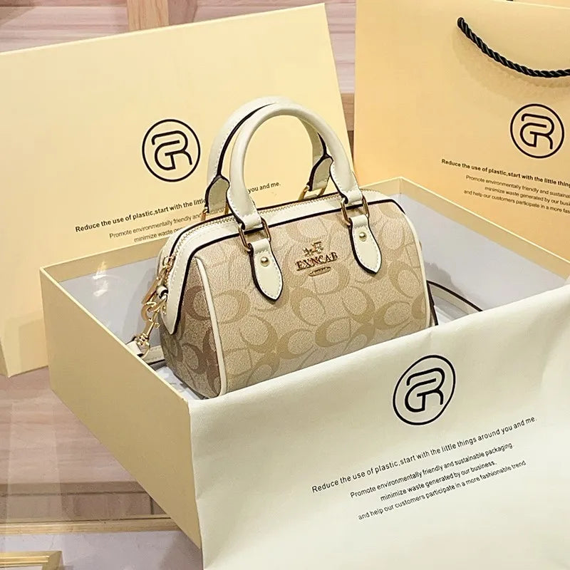 Luxury women's handbag, shoulder bag, high-end sense, crossbody bag, 2025 new autumn and winter fashion versatile pillow bag luxecrown.co.uk