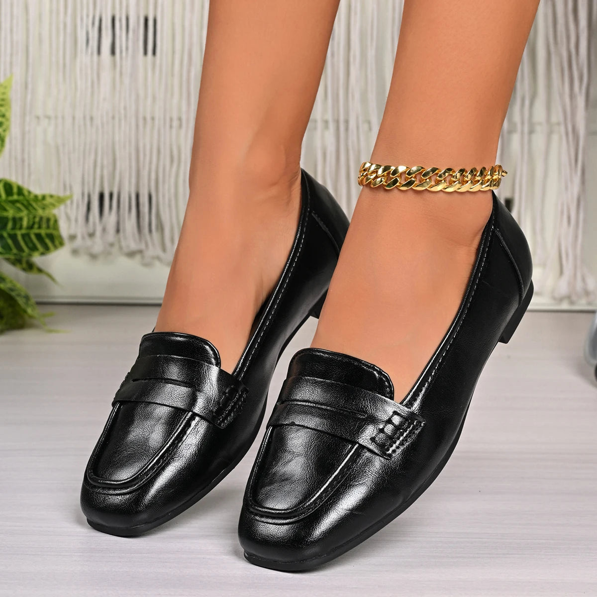Woman Soft Leather Flat Bottom Single Shoes Women's Low Heel Flats Slip-On Casual Style Home Party Wear round Toe Bean Loafers luxecrown.co.uk