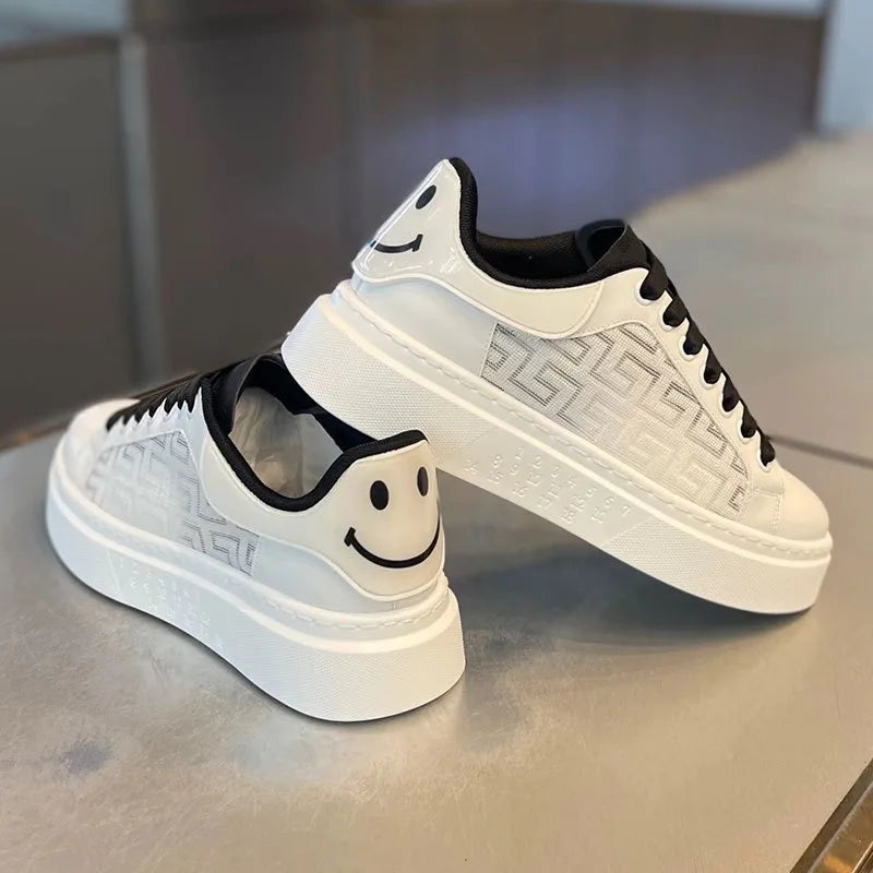 Summer New Board Shoes Designer Luxury White Sneakers for Men Lightweight Tennis Shoes Men Casual Sports Shoes Zapatos De Hombre Streetsharks