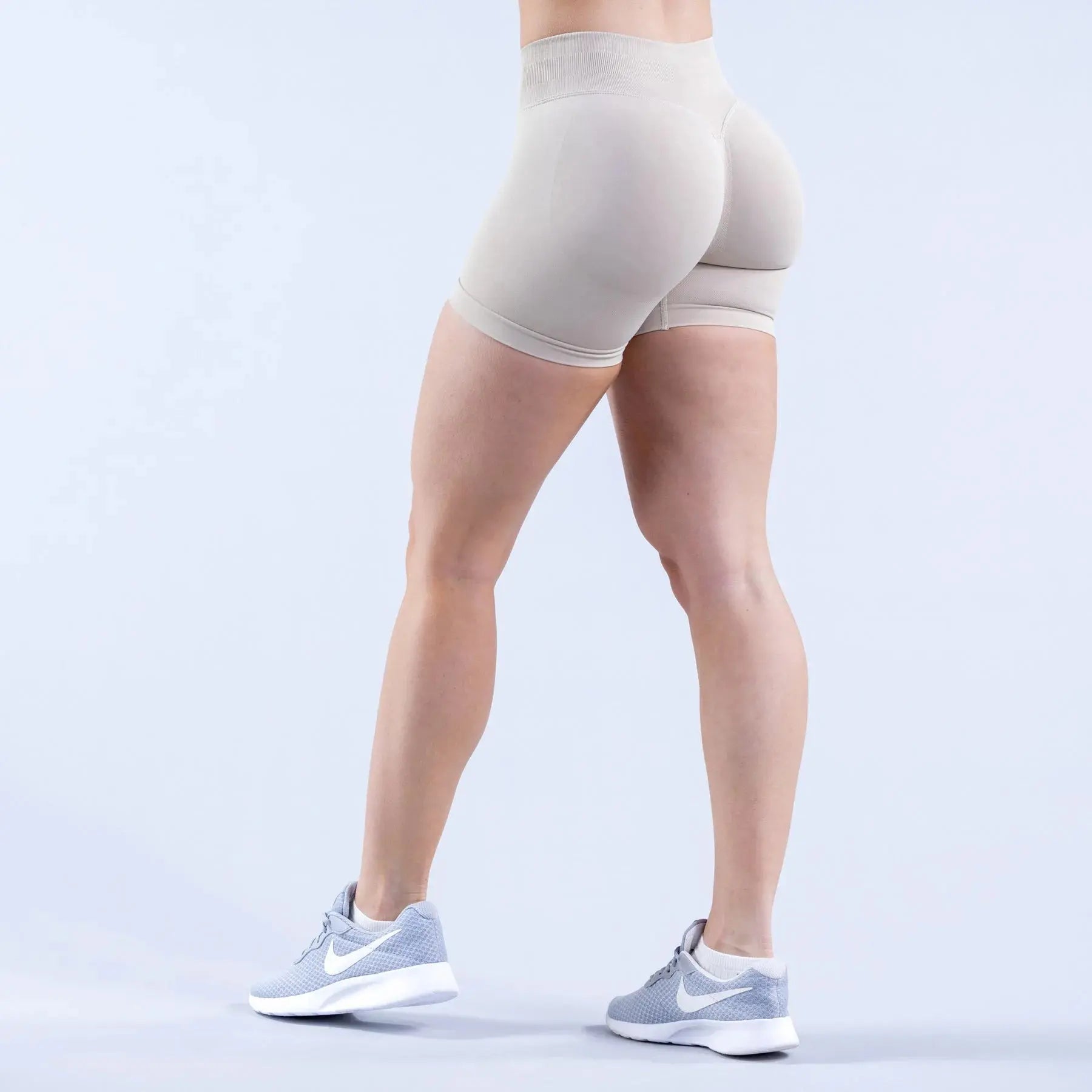 Sports Shorts Women Seamless Yoga Shorts Scrunch Bum Gym Shorts Workout Low Waist Short Leggings Booty Stretch Running Shorts luxecrown.co.uk